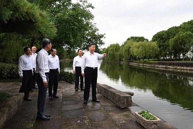 习近平在浙江绍兴市考察调研