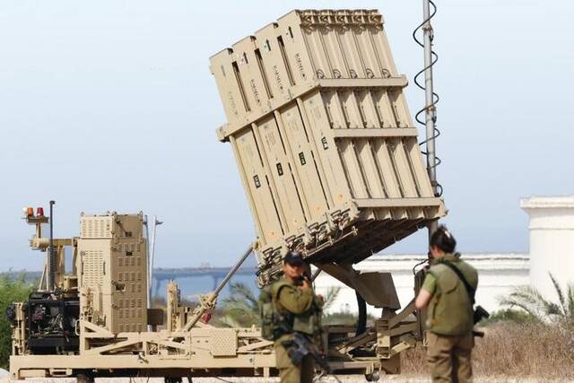 改进火箭弹、动力滑翔伞+无人机……哈马斯这些武器，让以色列装备哑火？