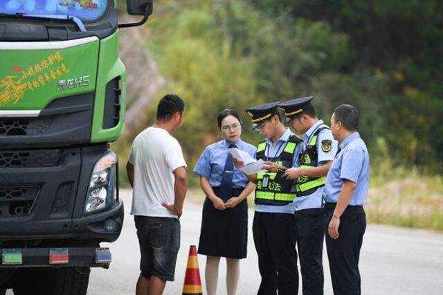 贵州黄平:整治效果如何现场