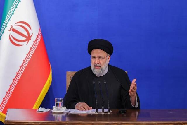 2022年8月29日，伊朗总统莱希在首都德黑兰举行记者会，介绍政府一年多来执政成就。新华社发（伊朗总统网站供图）