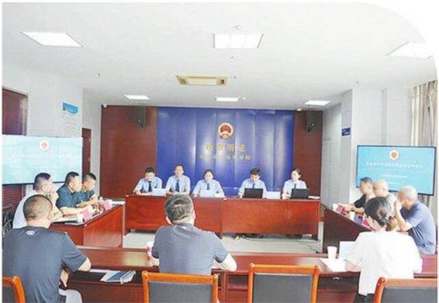 今年8月,风电机组噪声污染防治行政公益诉讼听证会在江苏省如东县检察院召开。