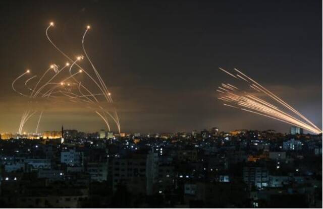 外媒：以军加速部署“铁束”激光武器，应对哈马斯袭击