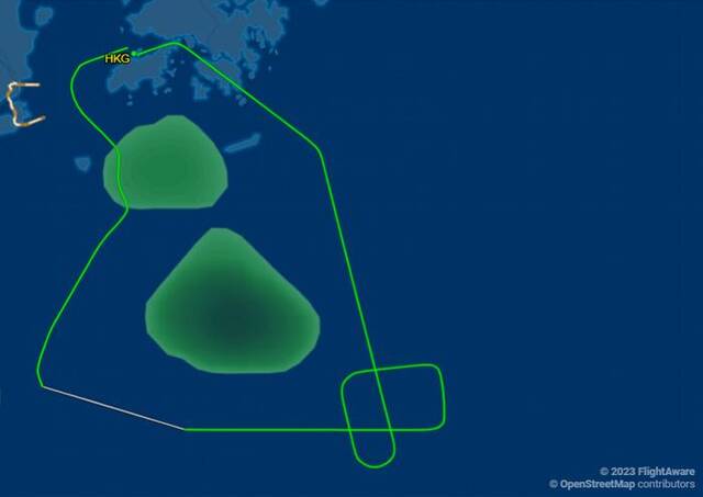 国泰航空被曝香港飞大阪空客客机因货舱门没关折返！客服回应