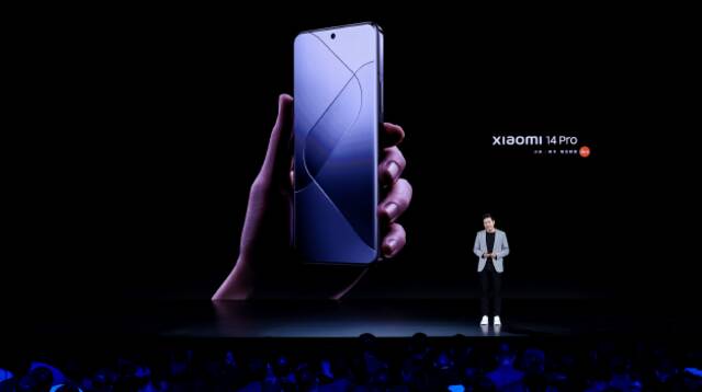 Xiaomi 14系列手机发布：首发澎湃OS系统 还有钛金属版