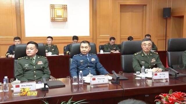 中央军委副主席张又侠、何卫东，分别和他们见面