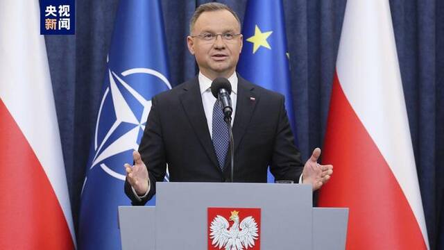 波兰总统决定由莫拉维茨基承担组建新政府的使命