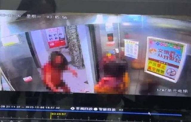 河南新乡两女子浑身是血从楼中出来倒在街头，街道办：警方介入