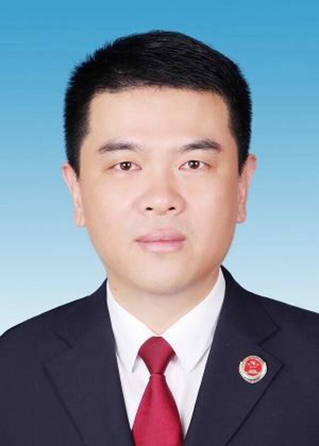 江苏省南通市经济技术开发区检察院检察长吴晓栋