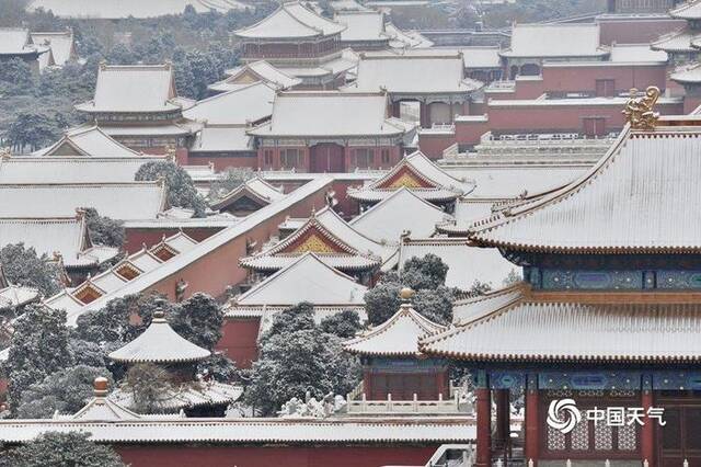 翻出最厚的装备！13日起大范围雨雪+寒潮再上线 华北等地低温具有极端性