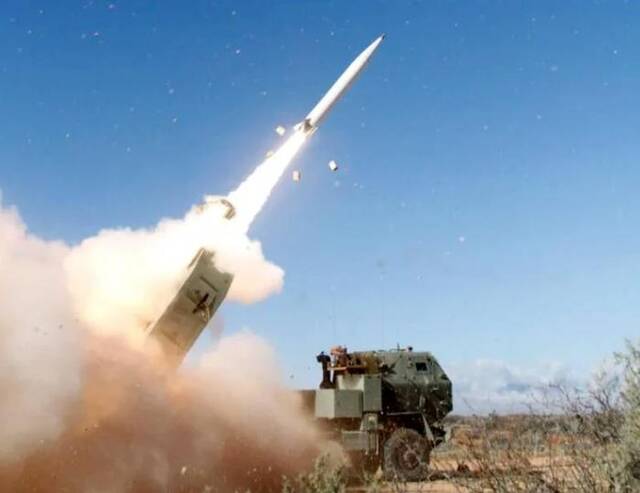 美陆军接收新弹道导弹：性能大幅提升，战法值得重视