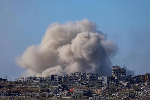 以军袭击加沙地带多个地区 造成至少25人死亡