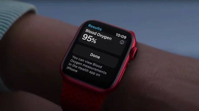 消息称苹果为规避侵权风险，已准备在美国推出不含血氧功能的 Apple Watch