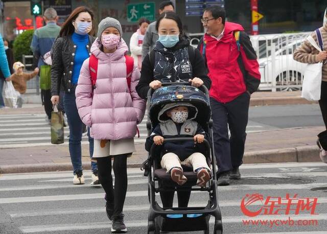 预计较明显冷空气将为广东带来明显降温，各地需提前应对（记者梁怿韬实习生樊雨晴摄）