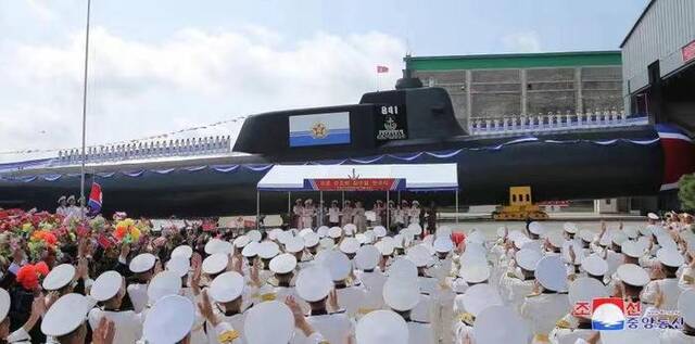 2023年9月，金正恩出席朝鲜第一艘核攻击潜艇下水典礼。图/朝中社