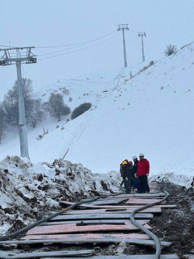 习近平总书记关切事｜“冰雪+”，燃！