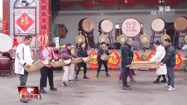 山西临汾“锣鼓村晚” 听到年的声音