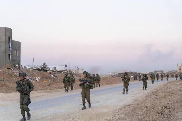 以色列陆军在汗尤尼斯图源：以色列陆军