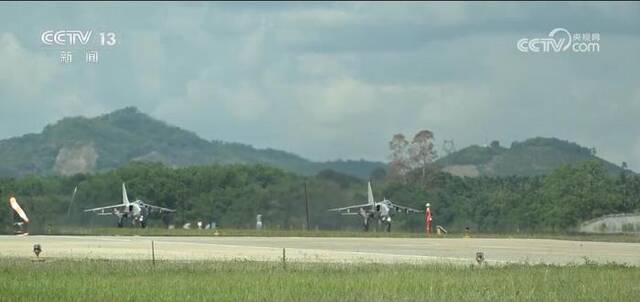 “国之重器”翱翔长空 以蓝天为幕守护祖国山河