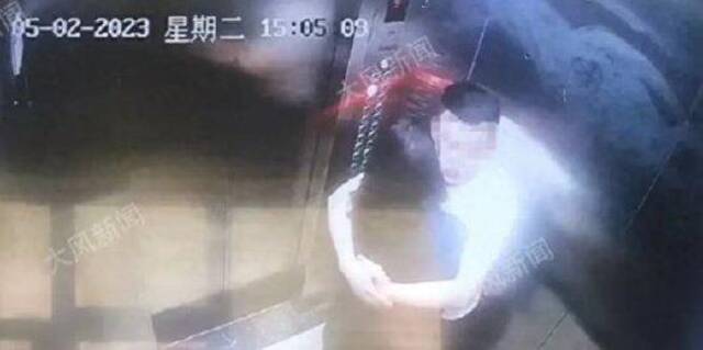 “订婚强奸案”男方辩称无实质性性关系，女孩母亲：男方家人太强势