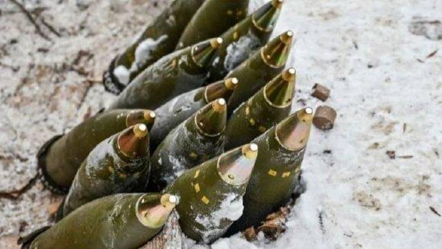 俄媒：西方军事化的速度每天都在加快 炮弹产量将很快超俄罗斯
