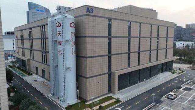 中国电信中部智算中心在武汉正式投入运营