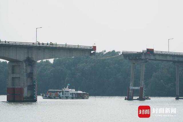 广州沥心沙大桥被撞断后：三民岛的出行之困正在缓解