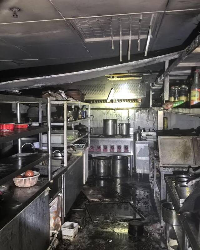 火灾后的厨房。图源：朝阳区消防救援支队