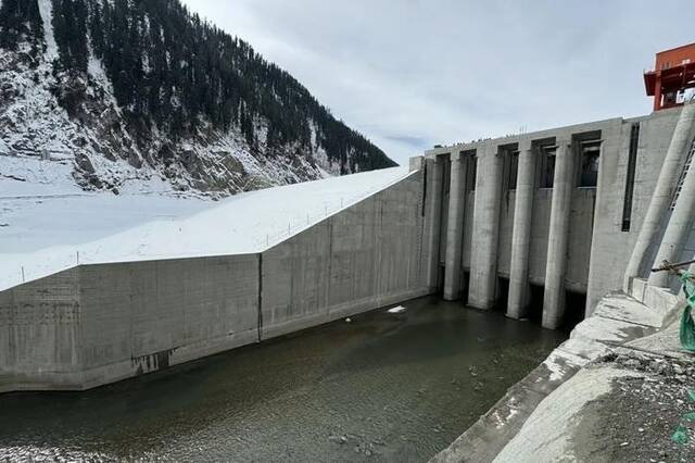 中国能建投资建设的巴基斯坦SK水电站下闸蓄水