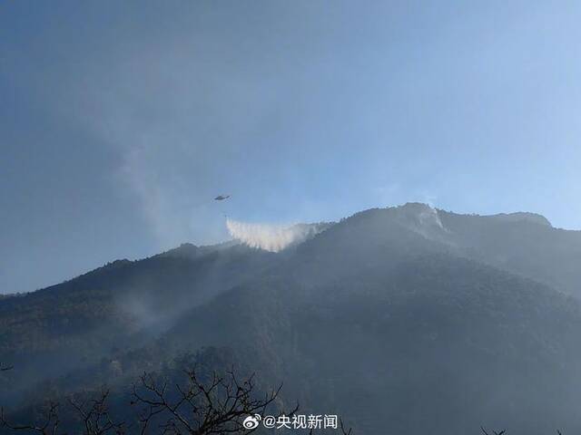 云南大理森林火灾已全部扑灭 无人员伤亡