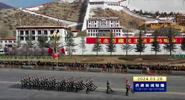 特别时间点，西藏党政一把手参加升国旗、唱国歌仪式