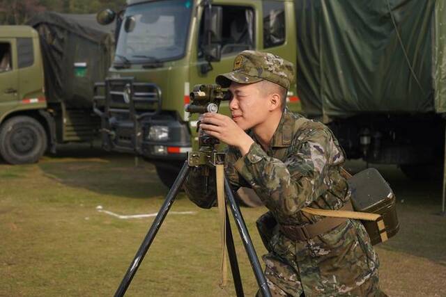 沙场点兵！武警官兵时刻准备着