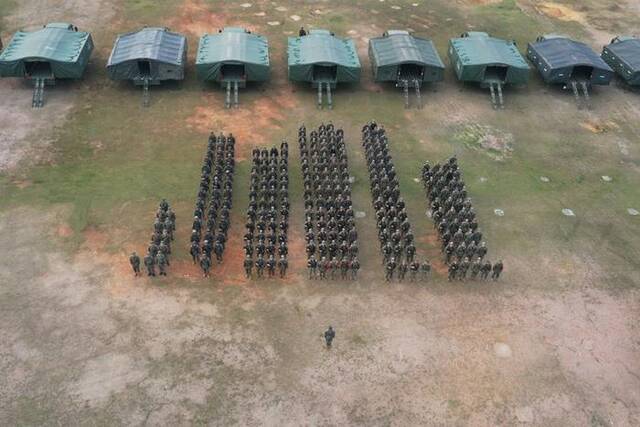 沙场点兵！武警官兵时刻准备着