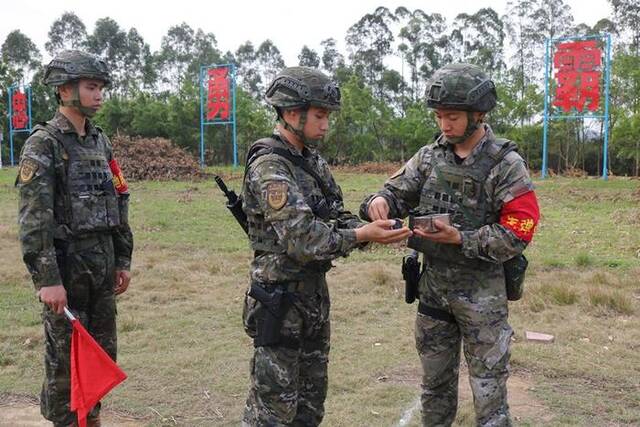 沙场点兵！武警官兵时刻准备着