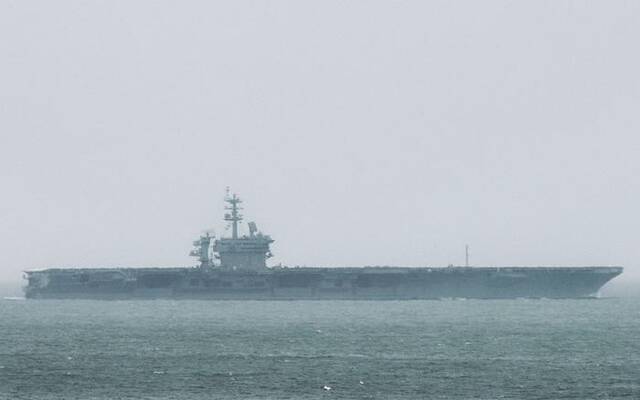 4月3日，在美国东海岸诺福克海军基地附近海域训练的“华盛顿”号航母图源：社交媒体