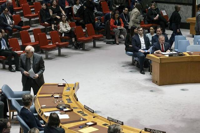 外媒：以外交部称将召见6个投票支持巴勒斯坦“入联”国家大使，“表达强烈抗议”