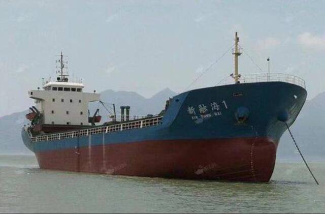 海船擦碰广东九江大桥沉没4人失联 涉事船只事发前航迹曝光