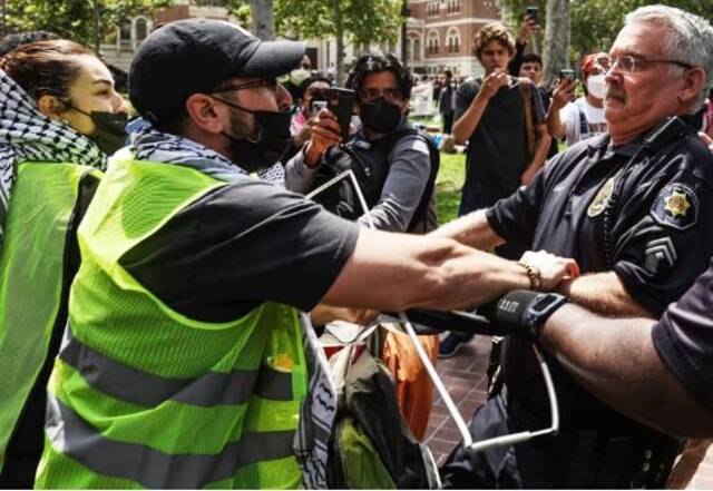 风波持续！美媒：多所大学抗议者与警方冲突加剧，纽约市长指责有“外部煽动者”搅局