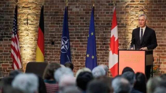 当地时间4月25日，北约秘书长斯托尔滕贝格在德国柏林活动讲话图自北约官网