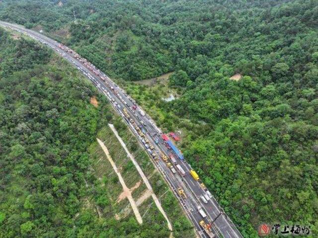 经救治，目前梅大高速茶阳路段塌方灾害伤者情况总体稳定