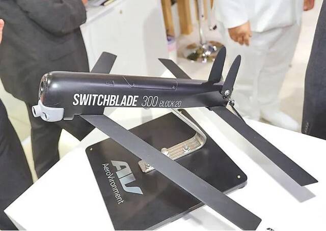 “弹簧刀”小型无人机（Switchblade300）模型（图自台媒）