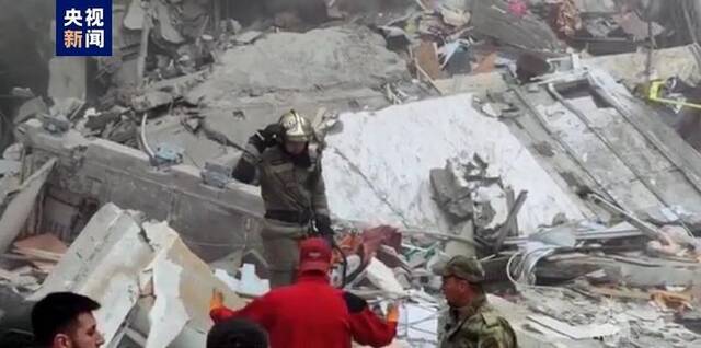 俄别尔哥罗德州居民楼遇袭坍塌事故已致7人死亡