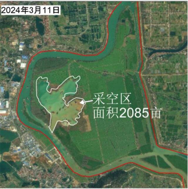 督察组查询卫星影像显示，澧水河口湿地保护区孟姜垸洲滩被大面积采挖。（督察组供图）