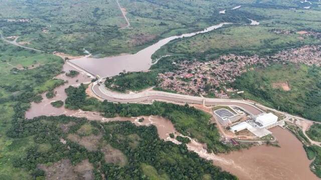 安哥拉卢阿西姆水电站修复扩容后正式投运