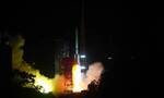 中国成功将“巴铁”卫星发射升空