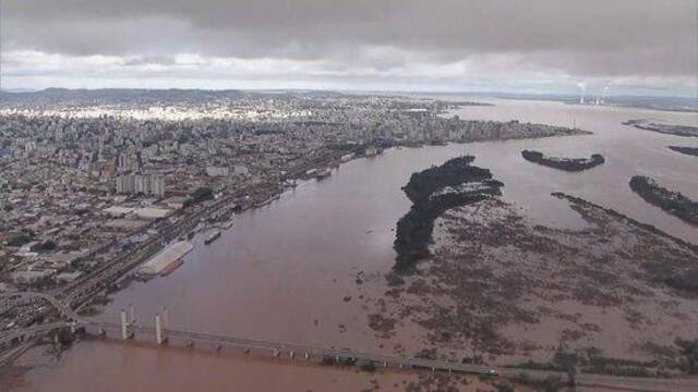 巴西南里奥格兰德州暴雨已致171人死亡