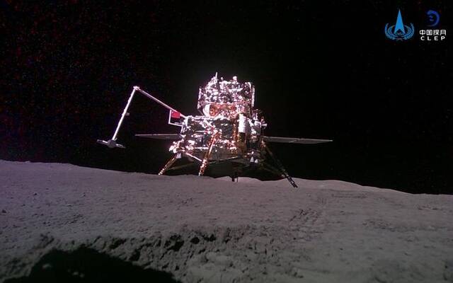 境外媒体：月球“自主摄影师”展现中国科研实力