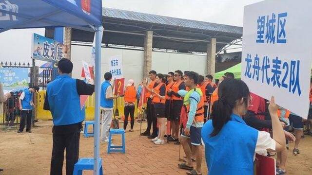 南京公安龙舟队长沙龙舟赛500米项目再遇遗憾，但一个举动获全场爆赞