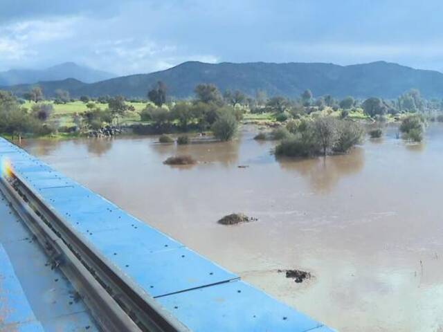 智利强降雨和洪水灾害已致2人死亡