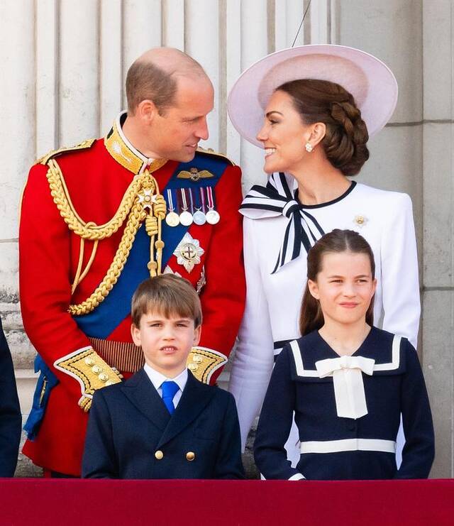 时隔半年，英王妃凯特首次露面！英媒：她的亮相让不少英国人精神振奋