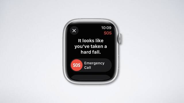 苹果 Apple Watch 摔倒监测功能“捣乱”，斯皮尔伯格演讲被打断